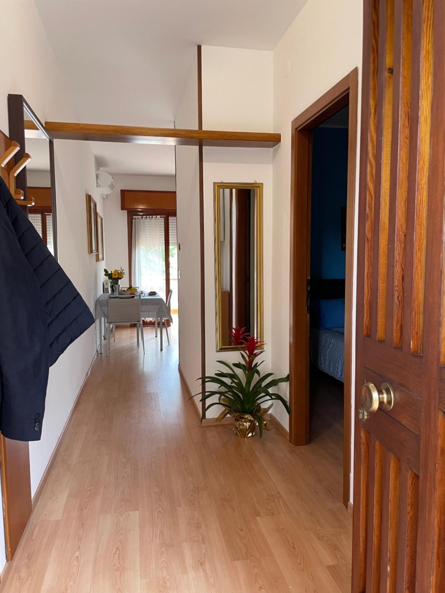 Nico'S Apartment Пескиера дел Гарда Екстериор снимка